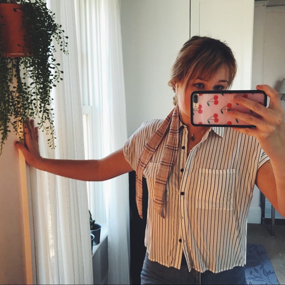 Cropped button up